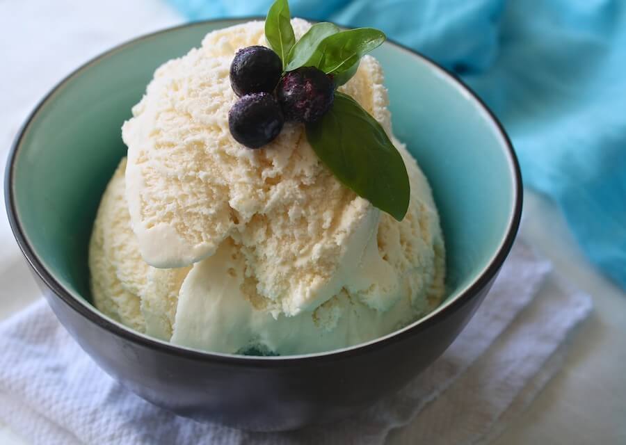 helado-natural-cereza