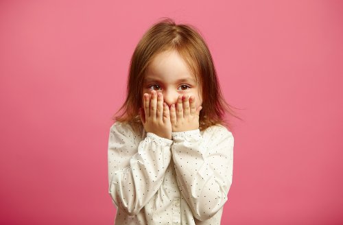 Mi hijo dice palabrotas: ¿qué hago?