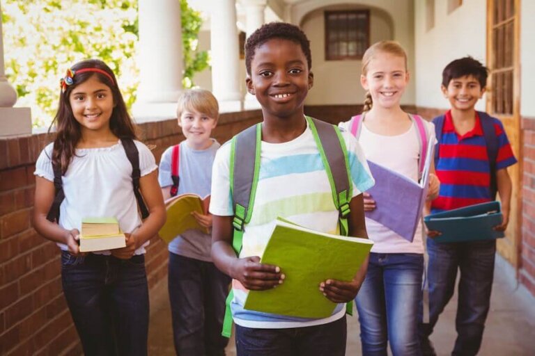 Cómo enseñar tolerancia a los niños