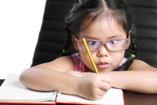 El estrabismo infantil: causas, diagnósticos y tratamiento.