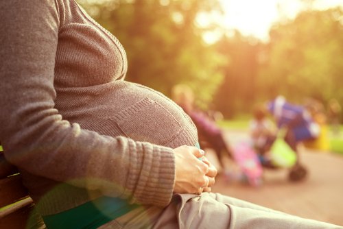 ¿Qué es el oligohidramnios y qué complicaciones tiene?