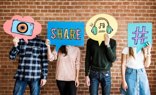 ¿Debería controlar las redes sociales de mis hijos?