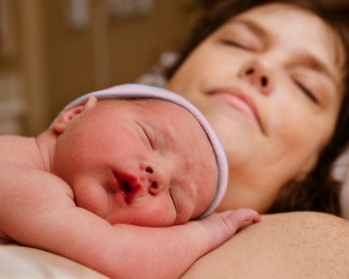 Beneficios del método canguro en recién nacidos.
