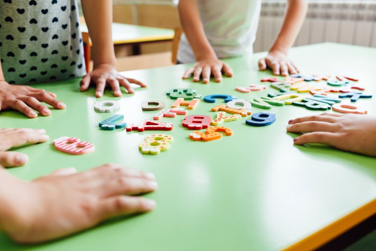 Juegos para enseñar el abecedario a los niños