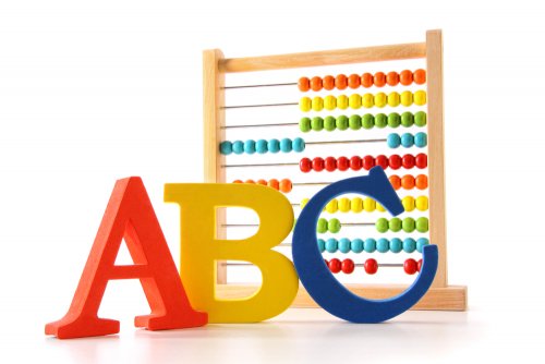 Recursos para repasar las preposiciones.