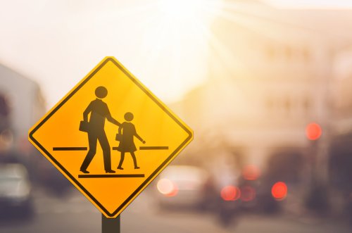 ¿Qué cubre un seguro escolar?