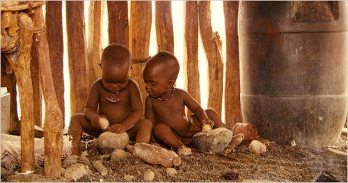 Babies: un documental sobre cuatro niños de culturas muy diferentes.