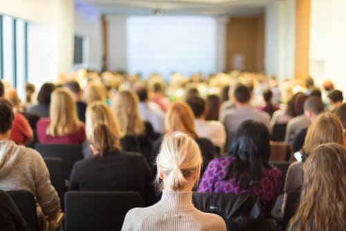 La importancia de la comunicación entre familias y escuela