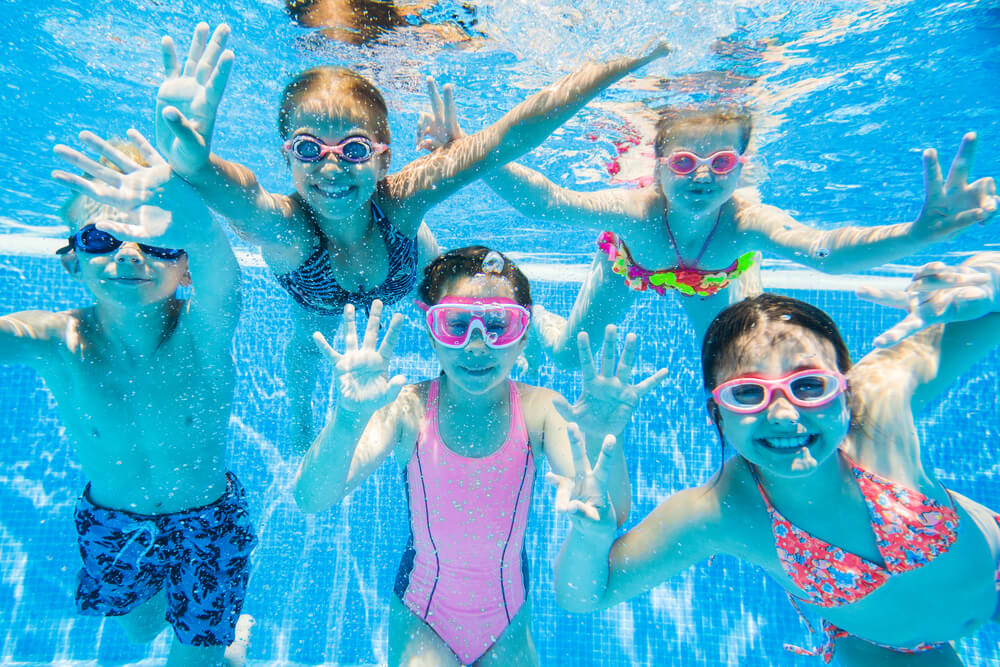 Aspects légaux auxquels une piscine publique doit se conformer.