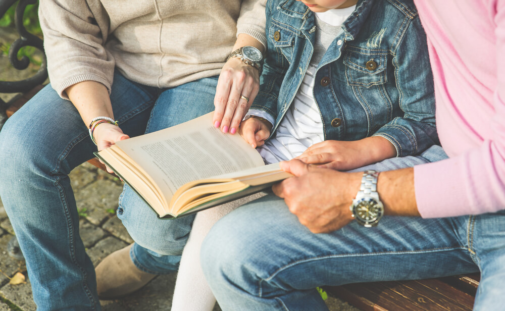 4 principios esenciales para educar a los niños.