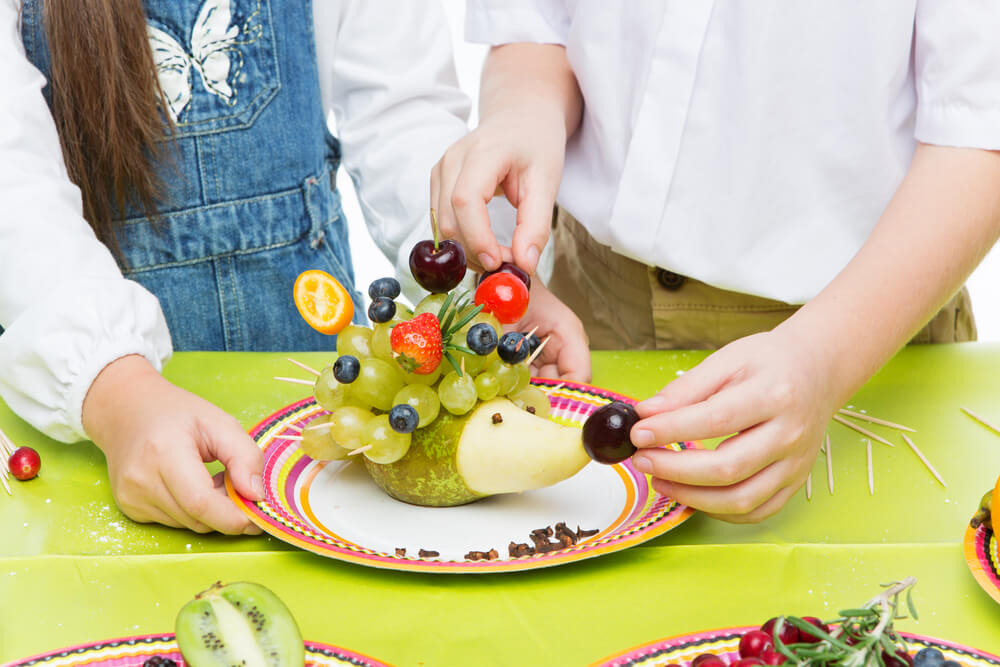 Pourquoi est-il bon que les enfants apprennent à cuisiner ?