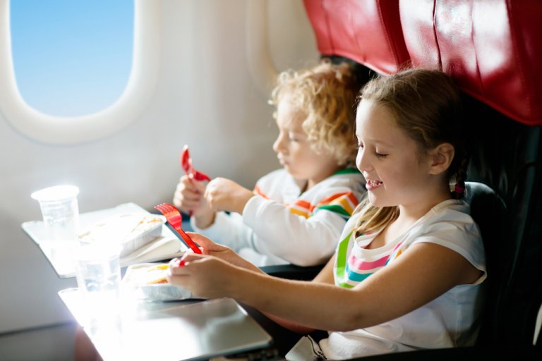 De vacaciones: legalidad de los vuelos con niños