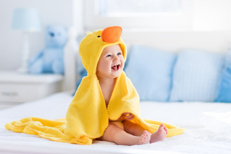 Etapas de la evolución del bebé en su primer año