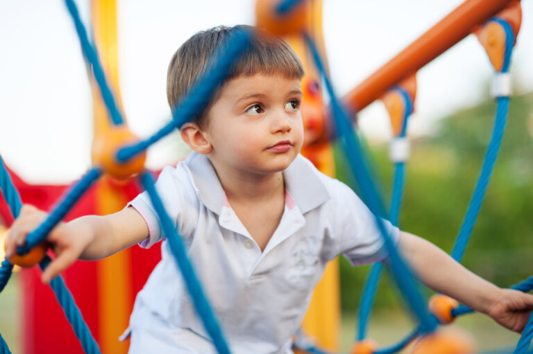 ¿Beneficia el riesgo en un parque infantil?