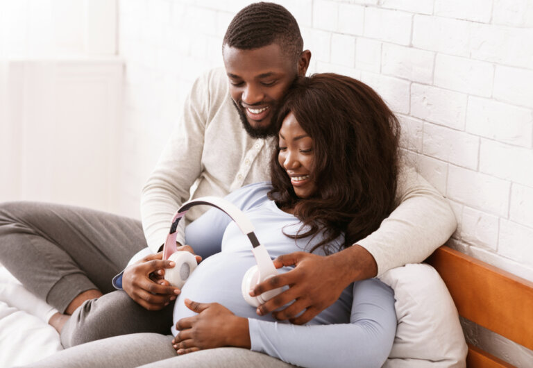 Beneficios de la musicoterapia para el embarazo y el parto