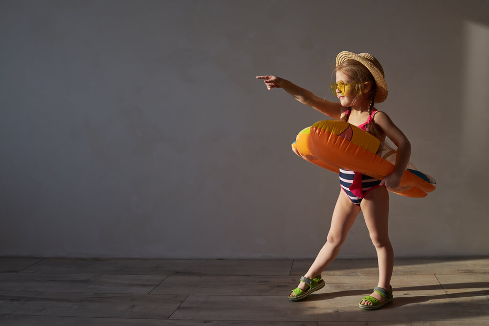 Imaginación en casa: 5 escenarios que crear para entretener a los más pequeños