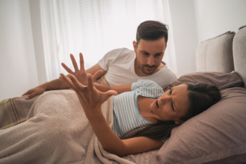 Discusiones de los padres cuando van a tener su primer hijo