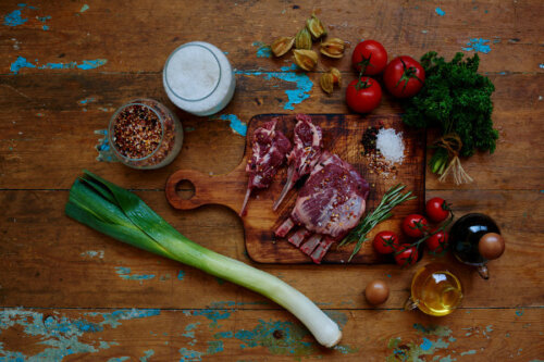 Alimentos ricos en hierro y vitamina C.