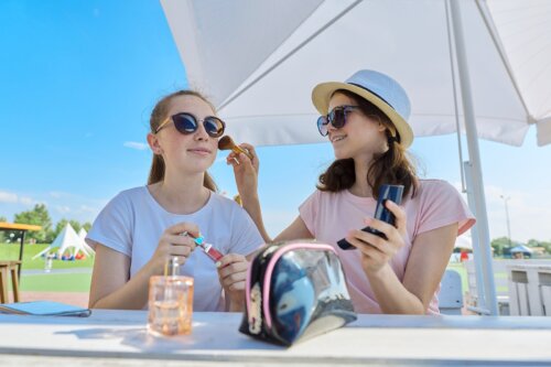 Adolescentes y maquillaje: 10 claves para cuidar la piel