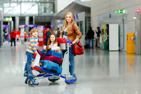 Viajar con niños: ¿qué documentos son necesarios?