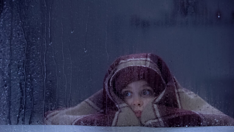La pluviofobia en niños: síntomas, causas y tratamiento