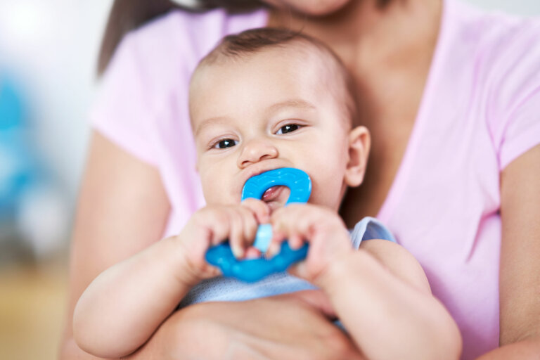 Mordedor En Forma De Collar Para La Dentición Aliviar Dolor Encías Dientes Bebé 