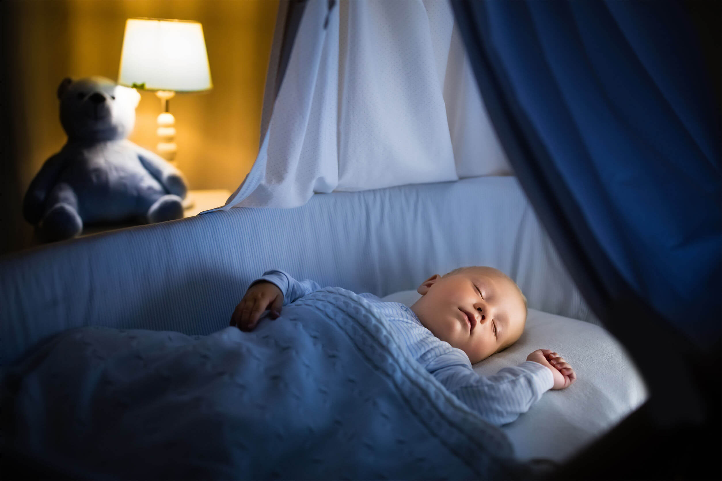 Un bébé qui dort.