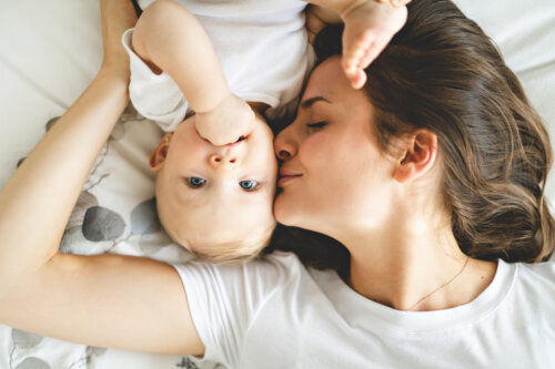 Cómo estimular las hormonas de la felicidad para disfrutar tu maternidad