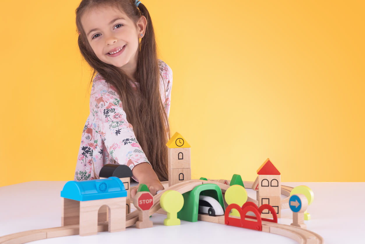 Juegos Montessori clasificados por edades