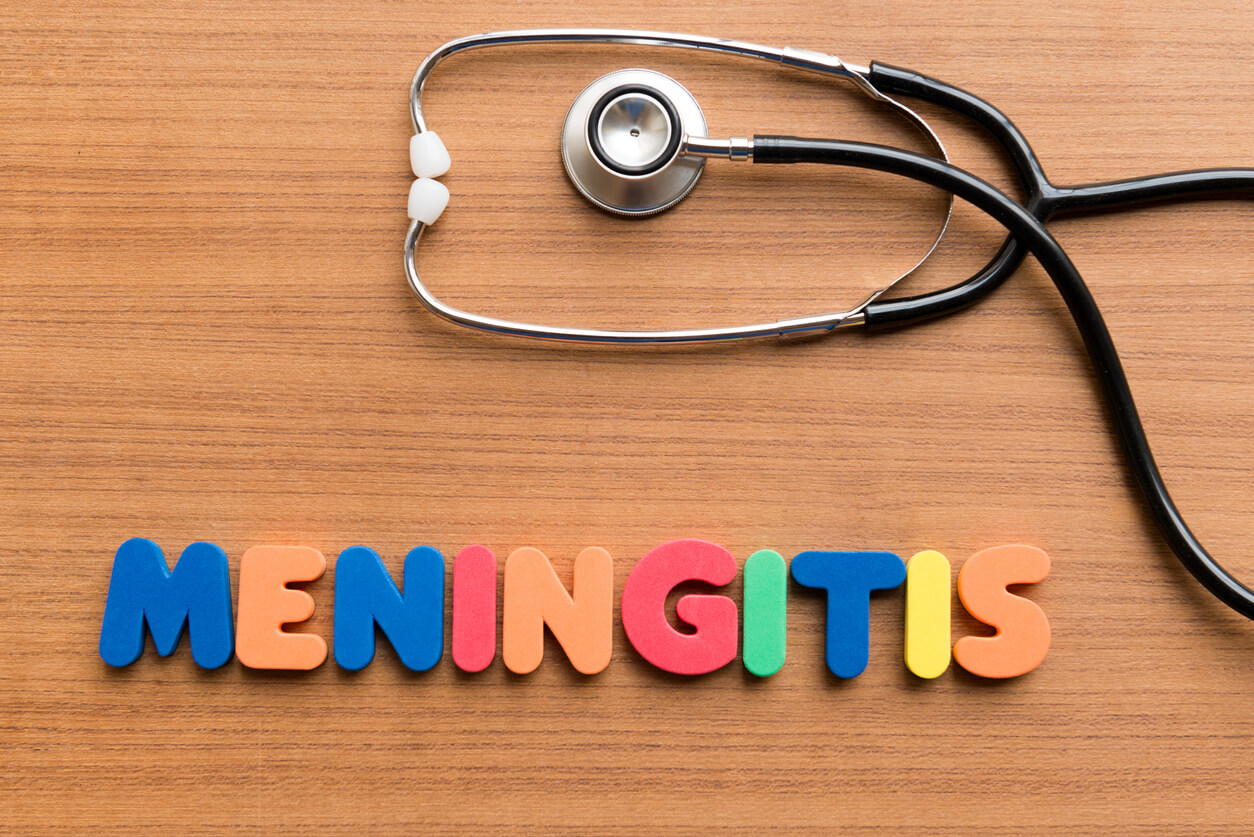 Meningitis en niños: síntomas, causas y tratamiento