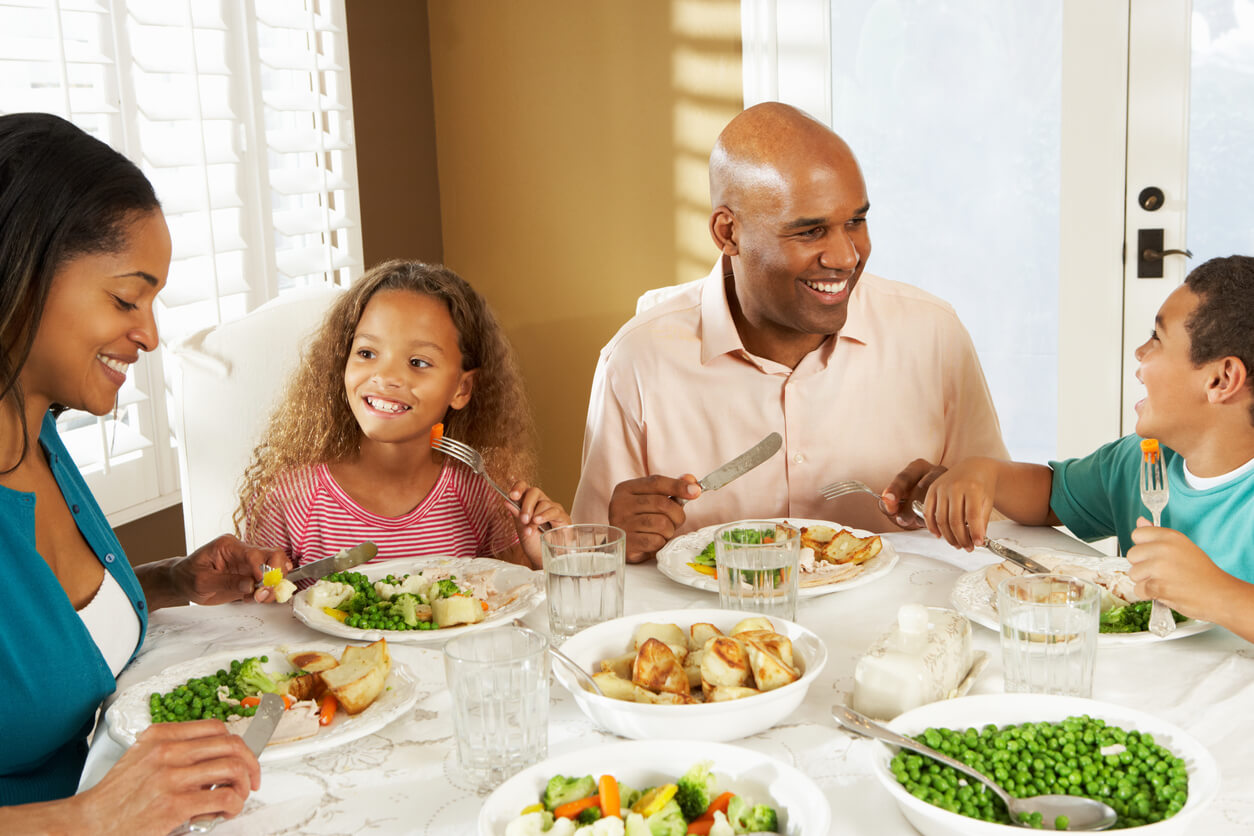 Cómo fomentar hábitos alimentarios saludables en los niños