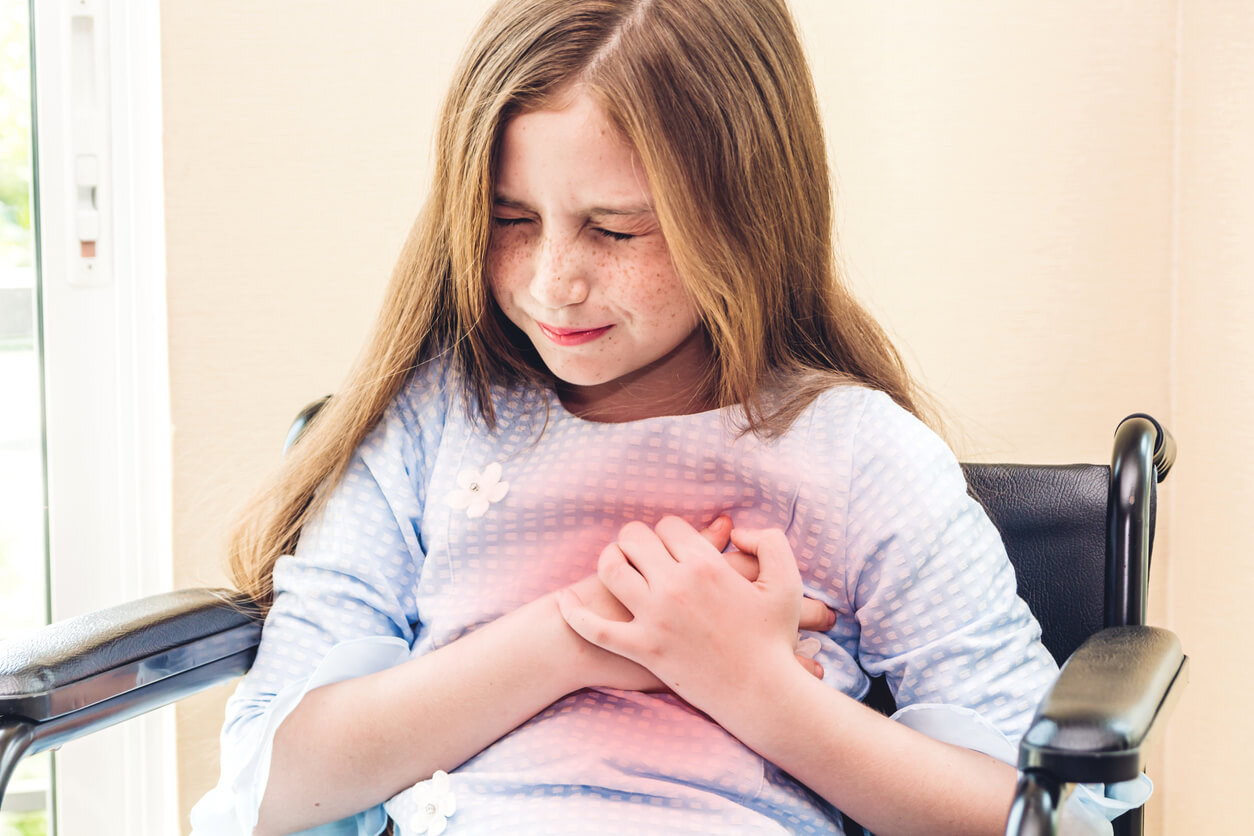 Dolor de pecho en niños: causas y cuándo ir al médico