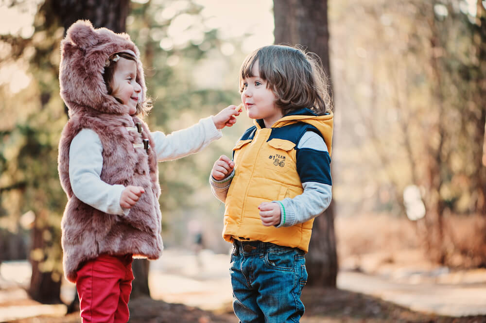 Liens sociaux entre les enfants.