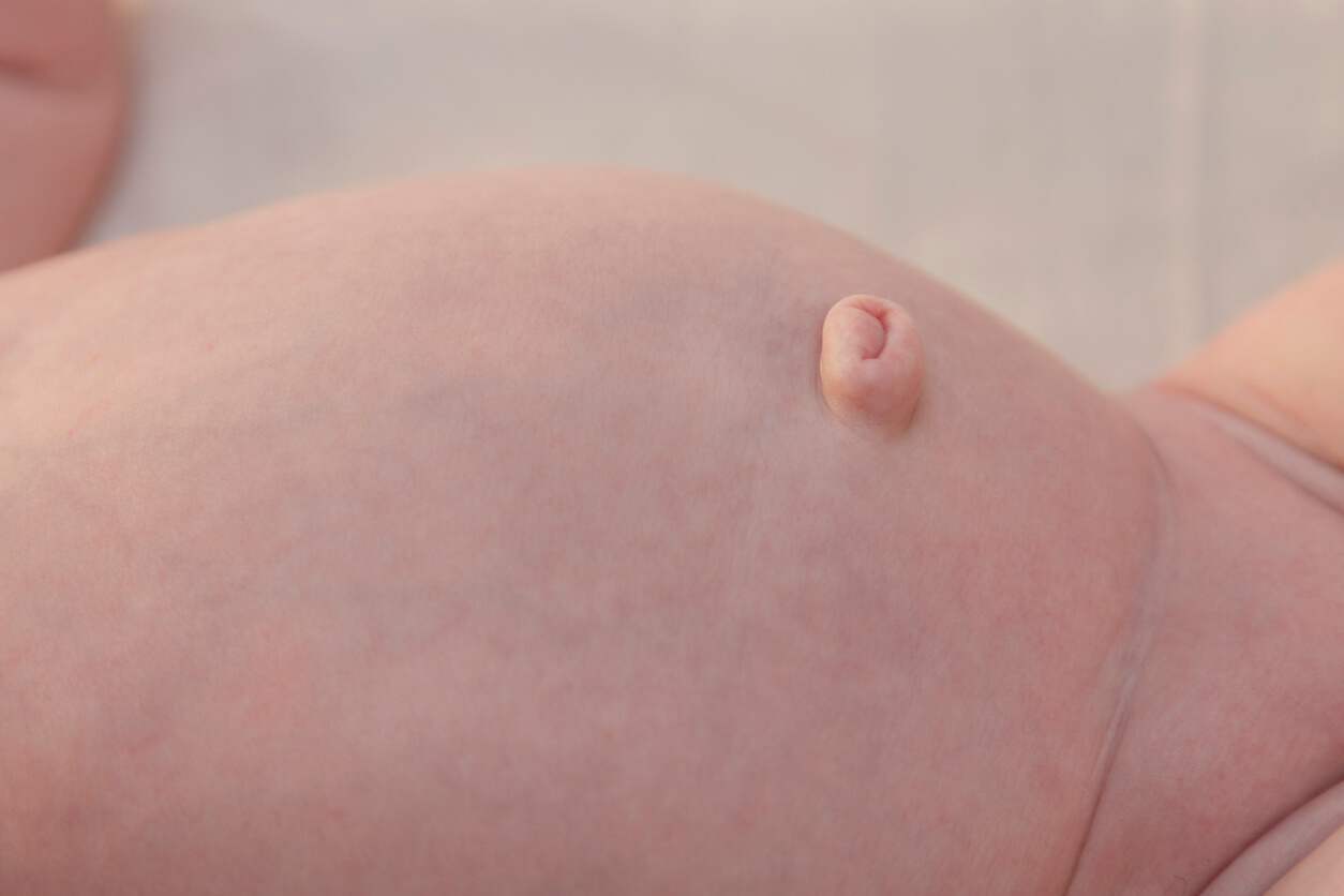 Nombril d'un bébé.