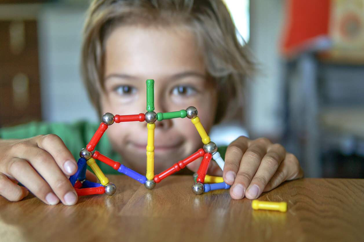 ¿Cómo saber si un niño es kinestésico?