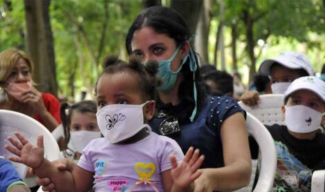 En cuba empezarán a vacunar a niños desde los 2 años y cancelan clases presenciales