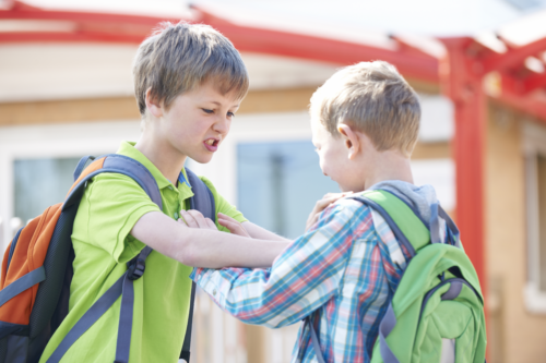 Sin violencia: otra forma para enseñar a los niños a defenderse