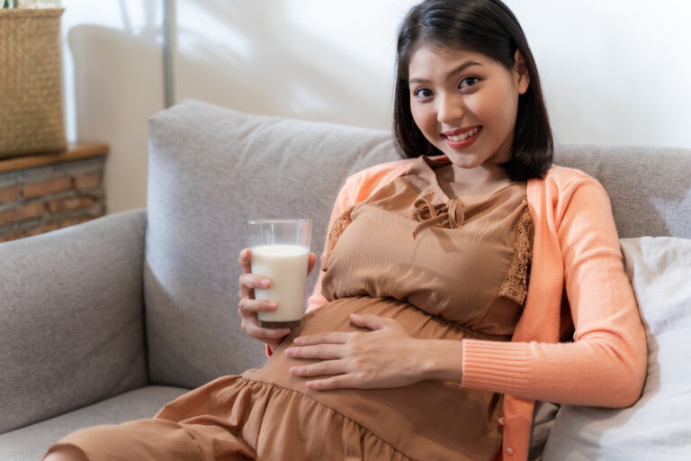 ¿Cómo tomar calcio durante el embarazo?