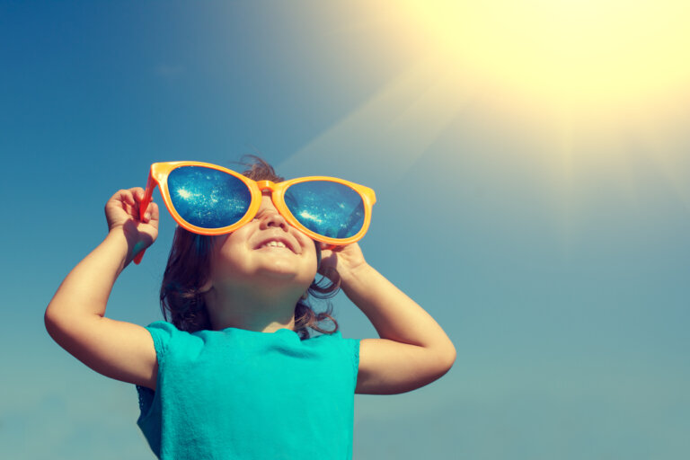 Gafas de sol para bebés y niños: lo que debes tener en cuenta