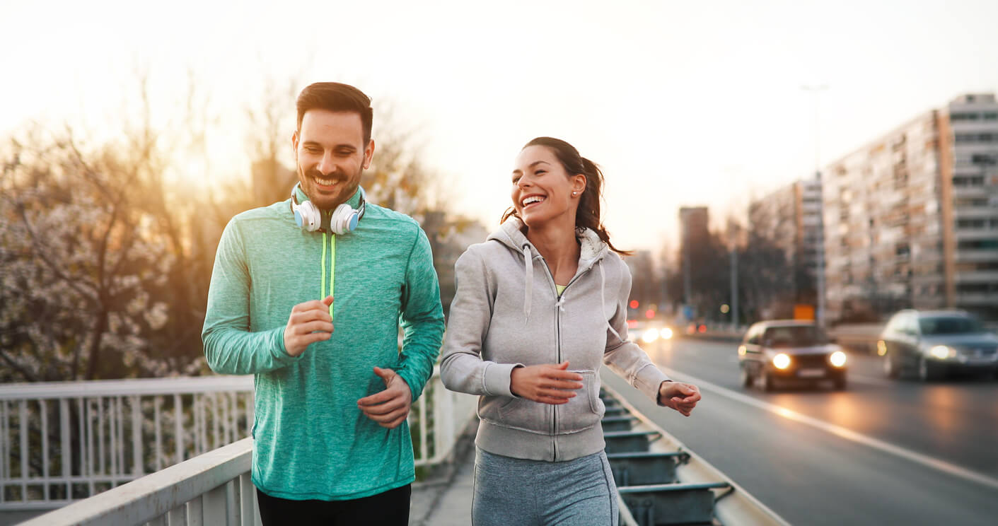 hombre mujer deporte aire libre
