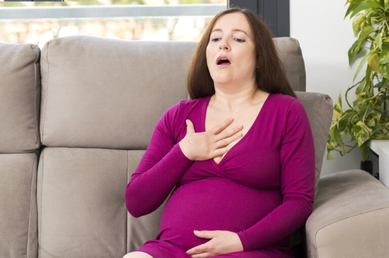 Sensación de ahogo en el embarazo: causas y cómo aliviarla