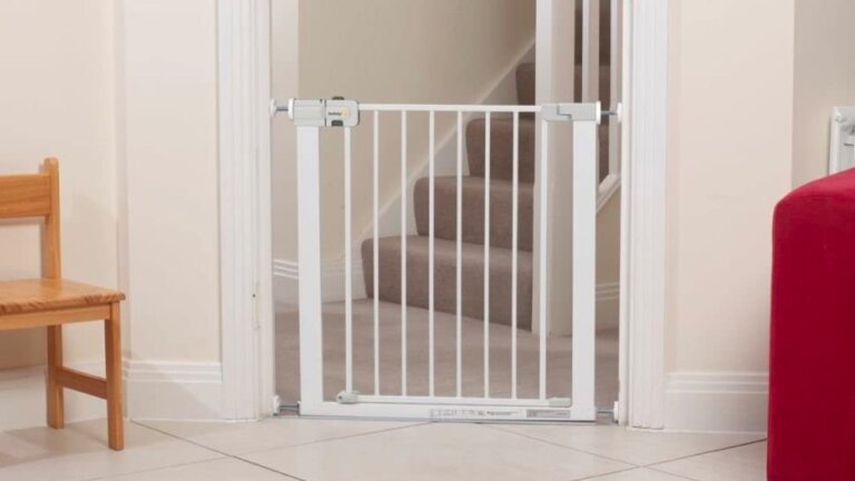 Cómo evitar que tu bebé entre a zonas peligrosas con esta barrera de seguridad