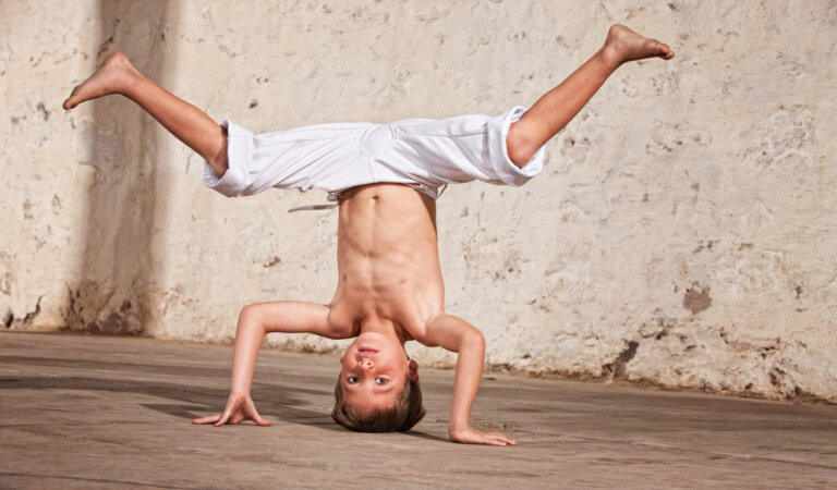 Capoeira para niños y sus beneficios