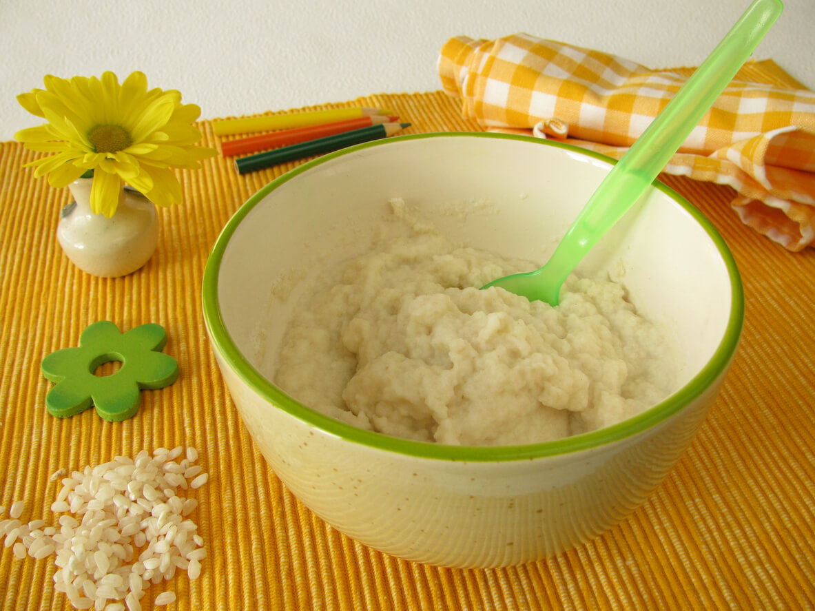 Papilla de arroz para bebés: receta y beneficios - Eres Mamá