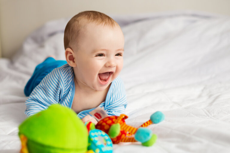 Estimular el desarrollo del lenguaje e incentivar al bebé a hablar