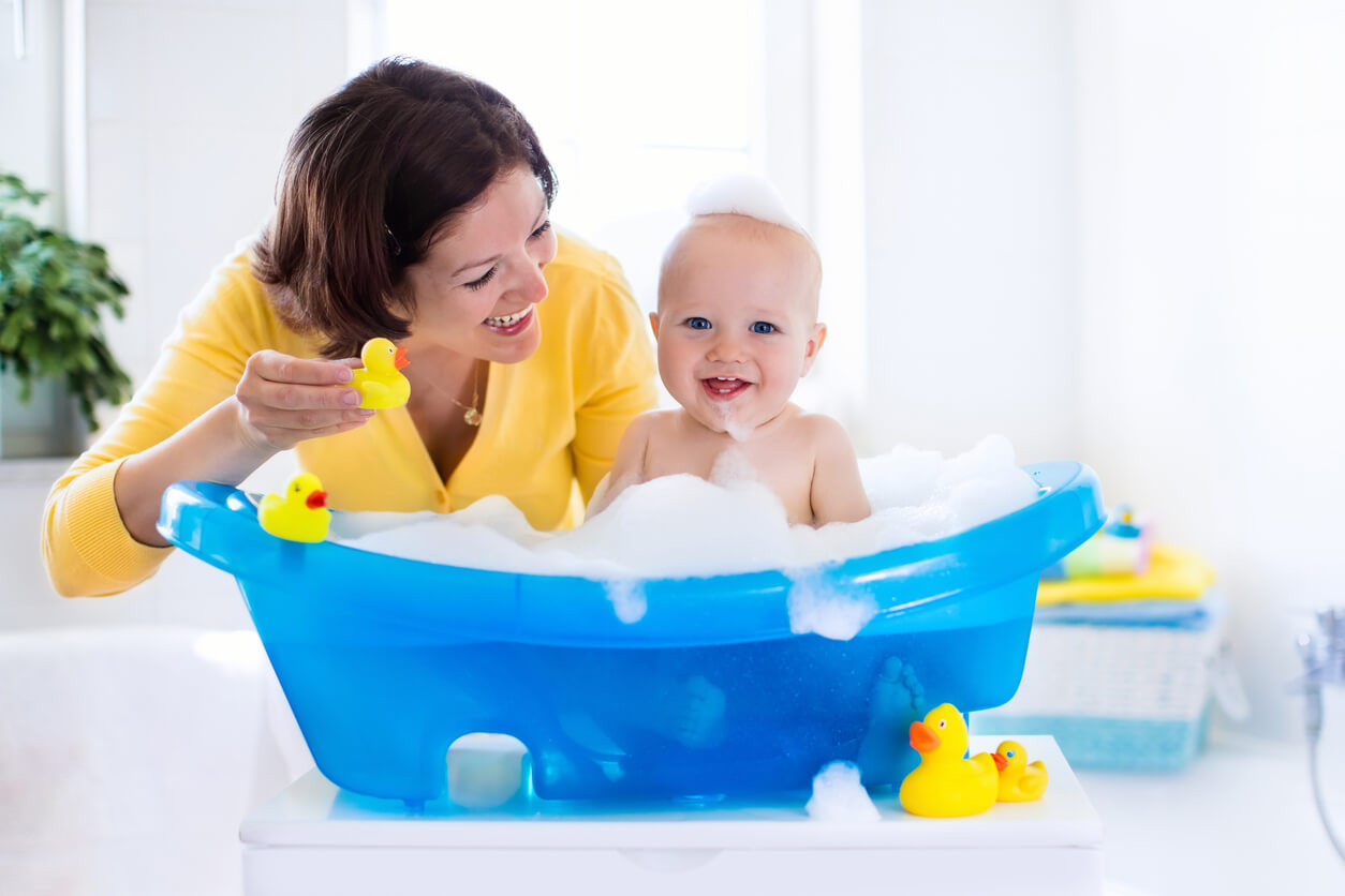 Inmundicia liberal Dónde Las 5 mejores bañeras para bebé de 2022 - Eres Mamá
