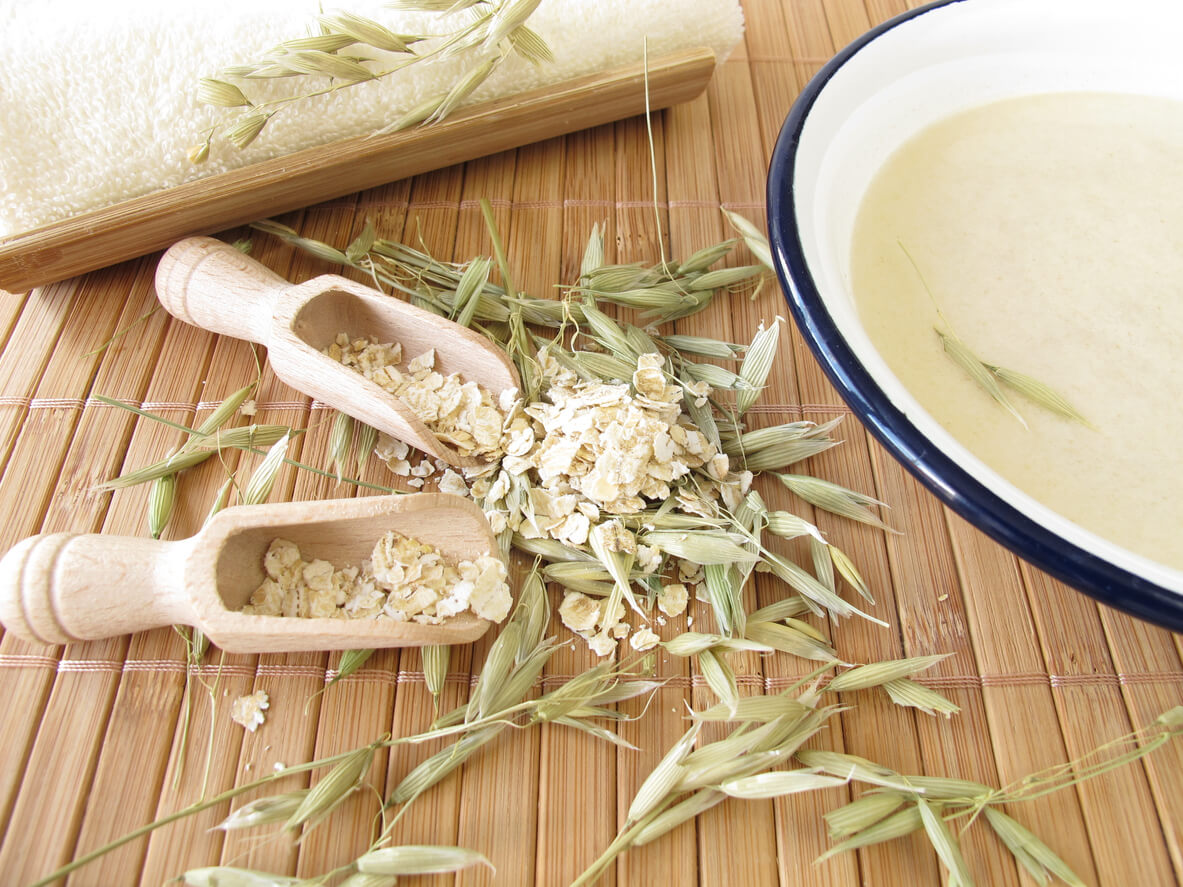 avena coloidal hojas cuchara fuenton plato agua leche toallas