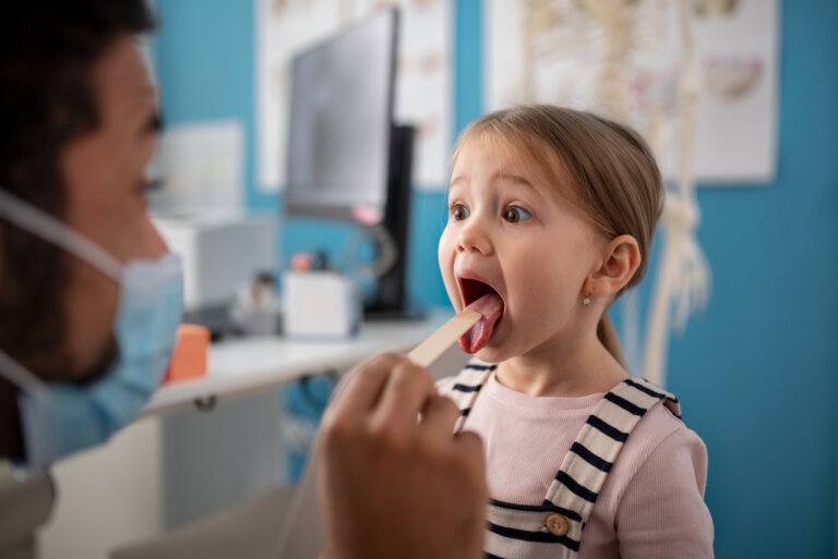 Las 6 infecciones más comunes en la boca de los niños