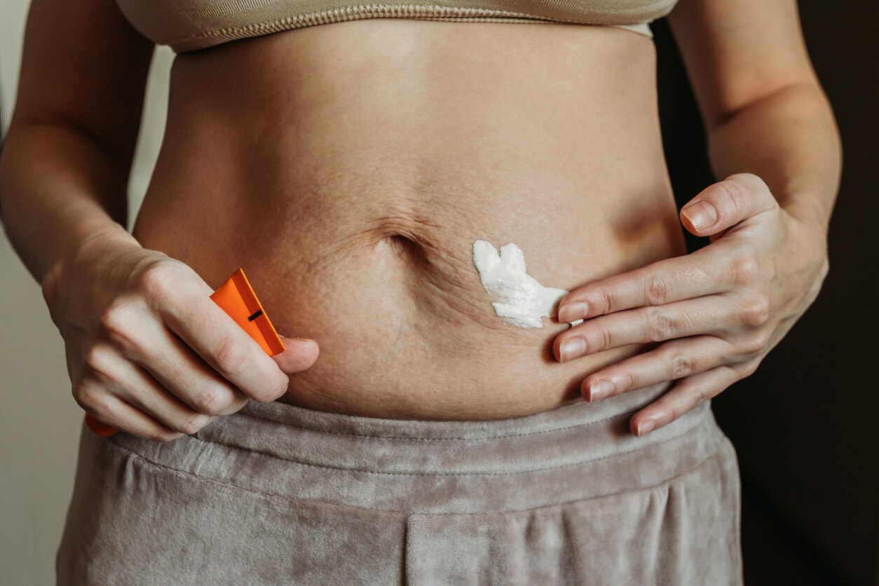 Las 10 mejores cremas y aceites reafirmantes para el posparto