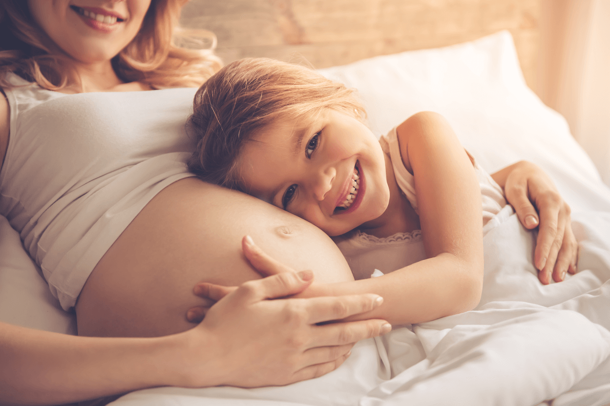 Cómo lidiar con el sentimiento de culpa al llegar un segundo hijo